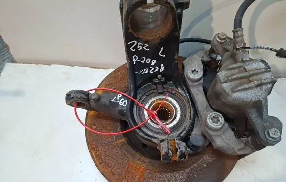 Peugeot 208 I Front wheel hub spindle knuckle S27612278