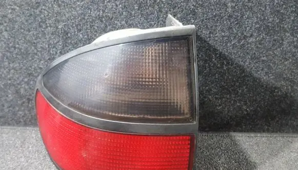 Renault Laguna I Rear/tail lights 7700820052
