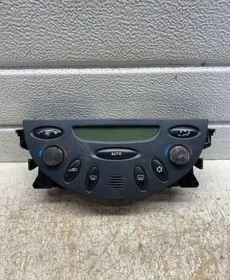 Citroen C5 Climate control unit F661022U