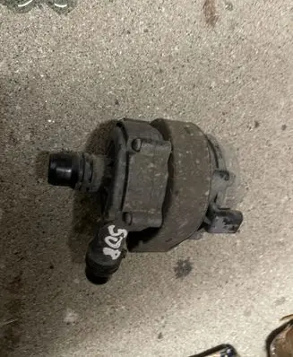 Peugeot 508 II Water pump 9823813480 0392024018