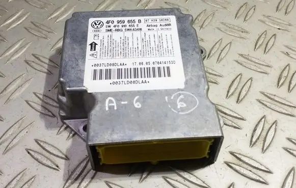 Audi A6 S6 C6 4F Airbag control unit/module 4F0959655B SW4F0910655E 0037LD08DLAA