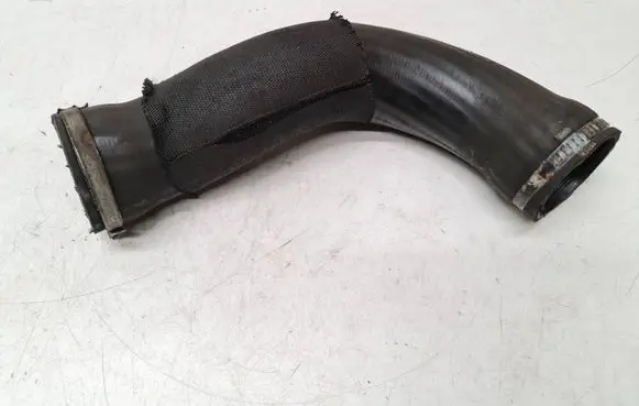Volvo XC70 Intercooler hose/pipe 
