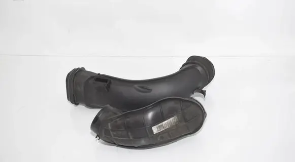 BMW 5 GT F07 Air intake duct part 8506702 13718506702