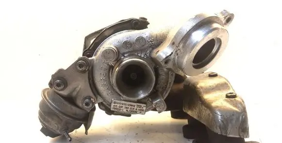 Volkswagen Polo V 6R Turbo 03P253019B