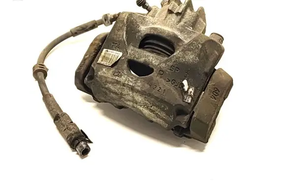 Peugeot 2008 II Front brake caliper 9835572180