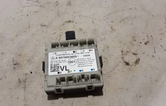 Mercedes-Benz Sprinter W907 W910 Door control unit/module A9079003605