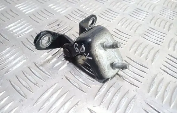 Toyota RAV 4 (XA20) Rear door upper hinge