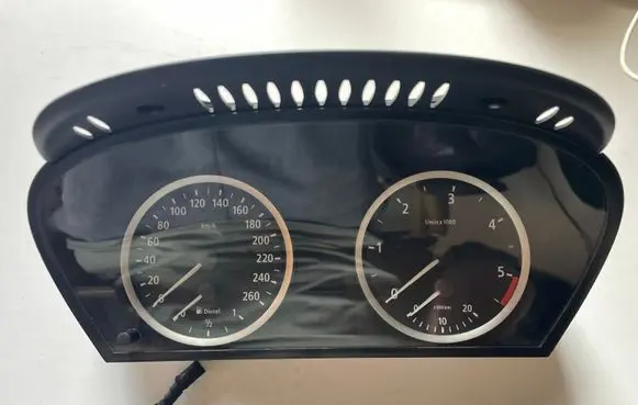BMW 5 E60 E61 Speedometer (instrument cluster) 110080213 6952897 7898018907