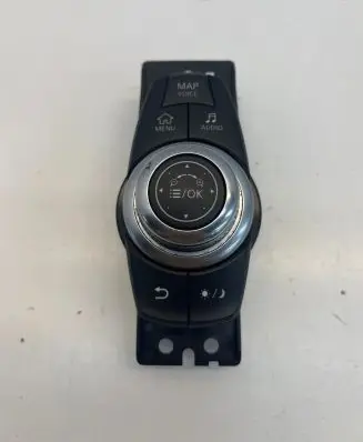 Infiniti Q30 Head unit multimedia control 5DA1A21E0652 5D2F 21E0652