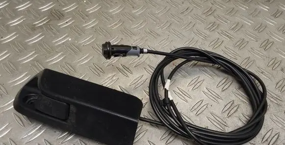 Toyota Yaris Fuel cap flap release cable 