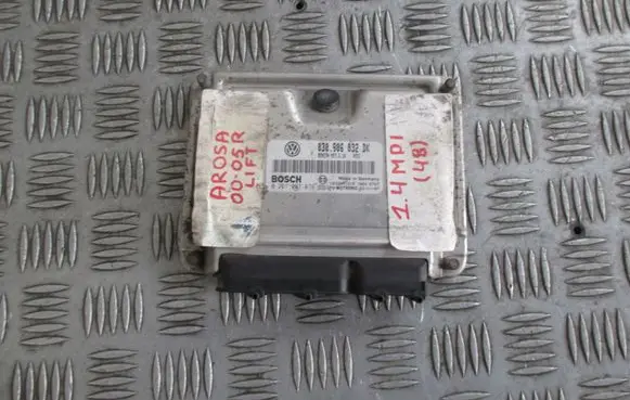 Seat Arosa Engine control unit/module 030906032DK 0261207678