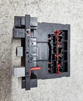 Audi A3 S3 8P Comfort/convenience module 8P0907279A 00161299