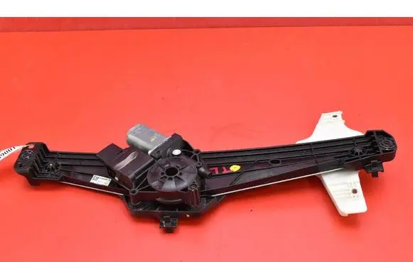 Opel Grandland X Rear door window regulator with motor 9815403880