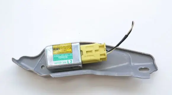 Lexus GS 300 350 430 450H Airbag deployment crash/impact sensor 8983430020