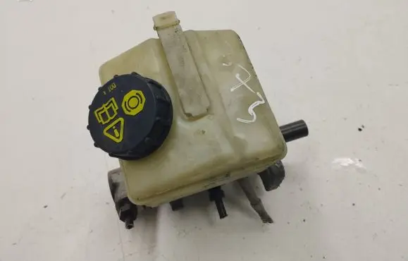 Volvo XC90 Master brake cylinder 033508861401