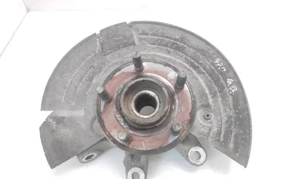 Rear wheel hub spindle/knuckle