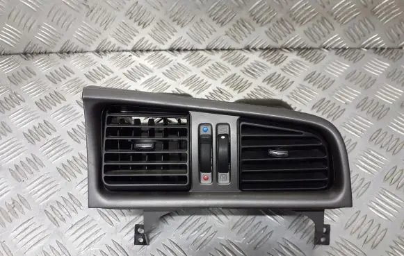 Nissan Primera Dashboard air vent grill cover trim 68751-2F900
