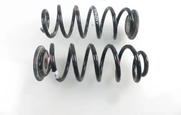 Volkswagen Golf V Rear coil spring 5Q0511115