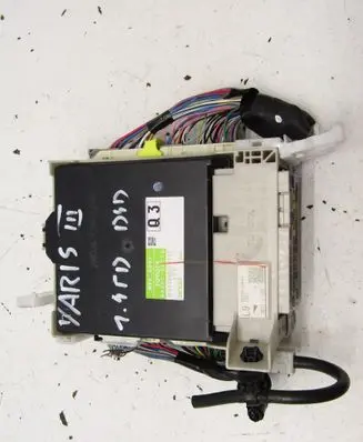 Toyota Yaris Comfort/convenience module 892210D110
