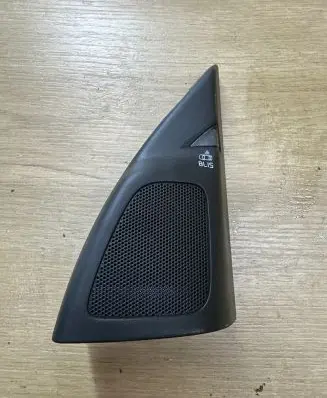 Volvo V60 Front door high frequency speaker