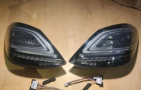 Mercedes-Benz C W205 Rear/tail lights set 