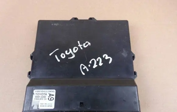 Toyota RAV 4 (XA50) Other control units/modules 8998142580