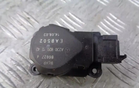 Mercedes-Benz Vito Viano W638 A/C air flow flap actuator/motor A2308201242