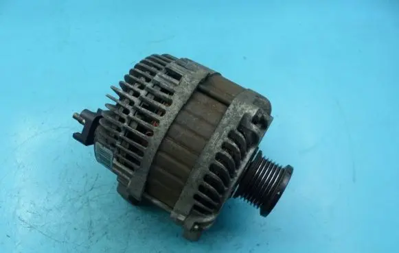 Renault Laguna III Generator/alternator 8200654785 IMPRK1154161