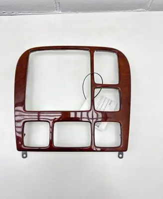 Radio/GPS head unit trim