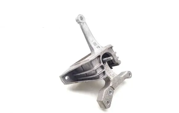 KIA Xceed Engine mount bracket 21810-J7200 139015 4B12-0309