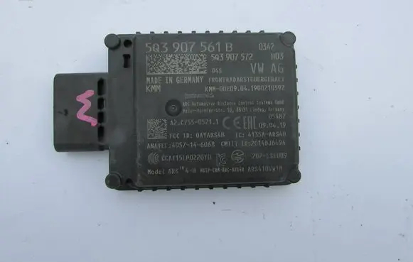 Audi A1 Distronic sensor radar 5Q3907561B 5Q3907572