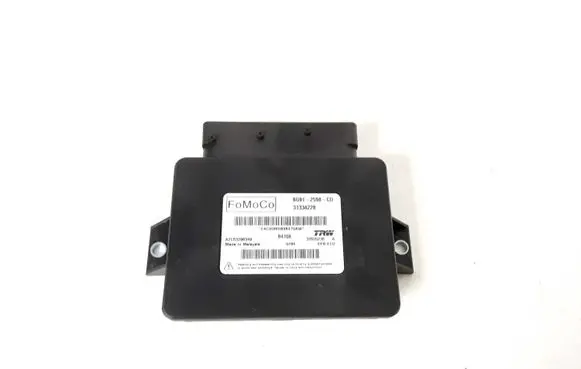 Volvo XC60 Hand brake control module 31334228