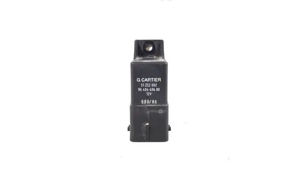 Toyota Aygo AB10 Glow plug pre-heat relay 96404-69680