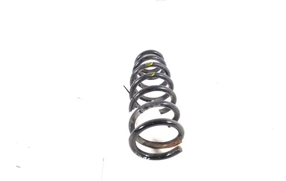 Toyota Avensis T250 Rear coil spring 48231-05440