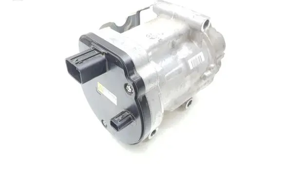 Toyota C-HR I Air conditioning (A/C) compressor (pump) 042400-0370