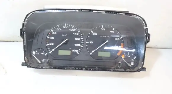 Volkswagen Polo III 6N 6N2 6NF Clock 