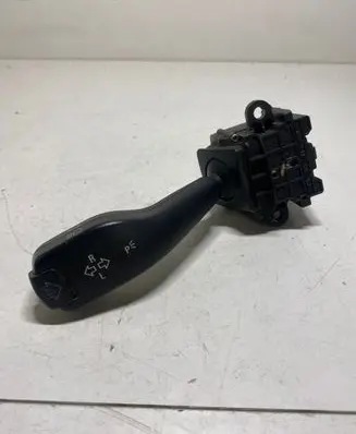 BMW 3 E46 Indicator stalk 8363668K 0110401025