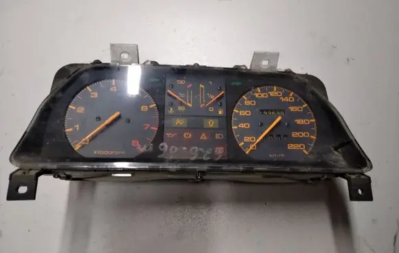 Mazda 626 Speedometer (instrument cluster) GG35B
