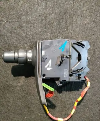 Renault Clio III Indicator stalk 88102002196 0130062464