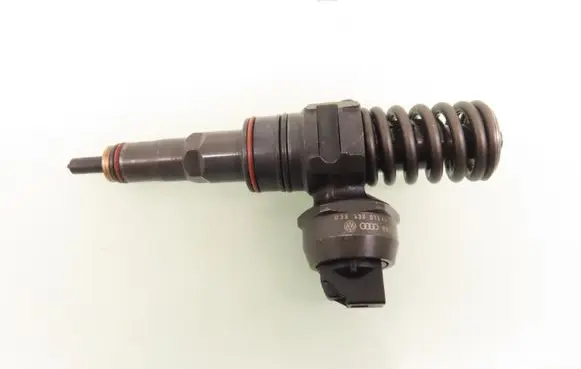 Audi A3 S3 8L Fuel injector 0414720039 038130073AL