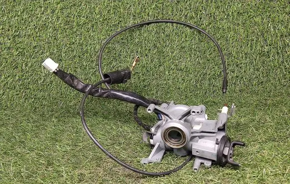 Opel Frontera B Ignition lock