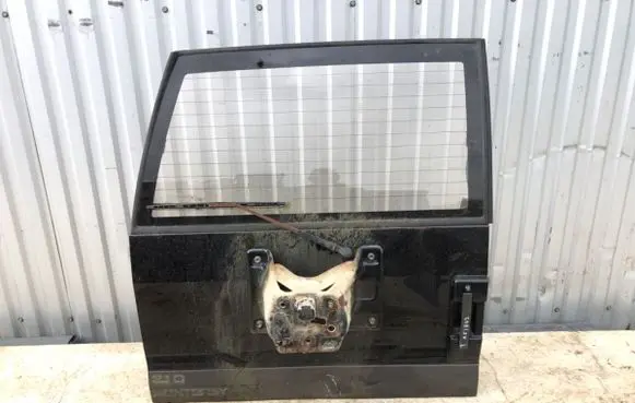 Rear door