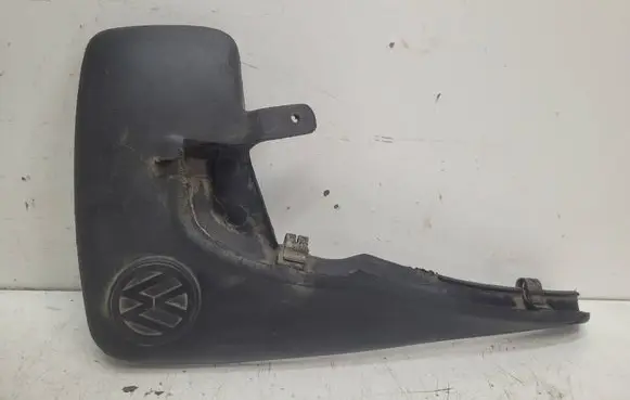 Volkswagen Golf III Front mudguard 1H0075111