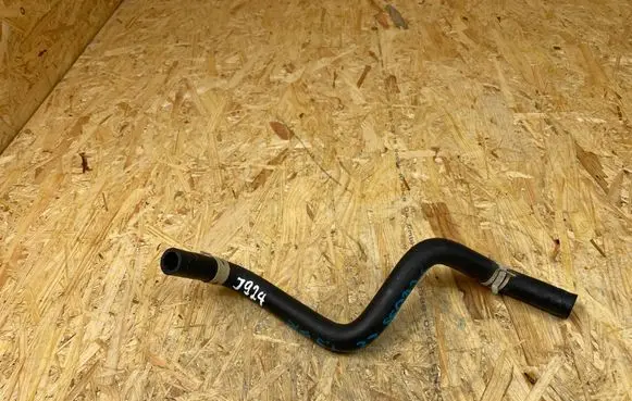 Suzuki SX4 S-Cross Engine coolant pipe/hose