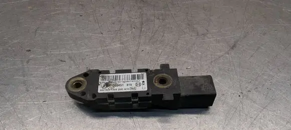 Mercedes-Benz E W211 Airbag deployment crash/impact sensor 0028201326