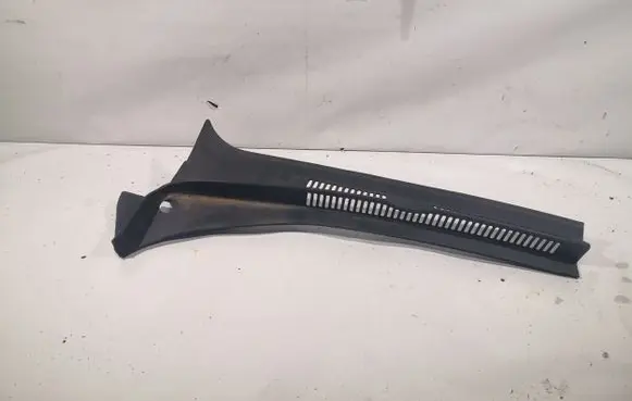 Volkswagen Golf Plus Wiper trim 5M0819403B