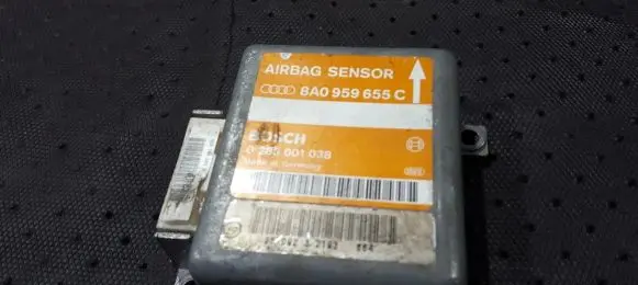 Audi A4 S4 B5 8D Airbag control unit/module 8a0959655c 0285001038