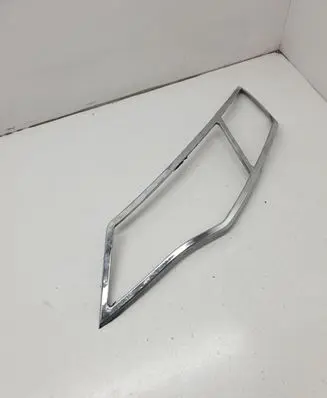 Under headlight/headlamp trim