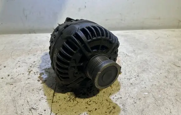 Volvo S60 Generator/alternator 30658087 0124625024