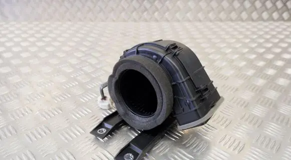 Toyota Prius (XW50) Hybrid/electric vehicle battery fan G923047080